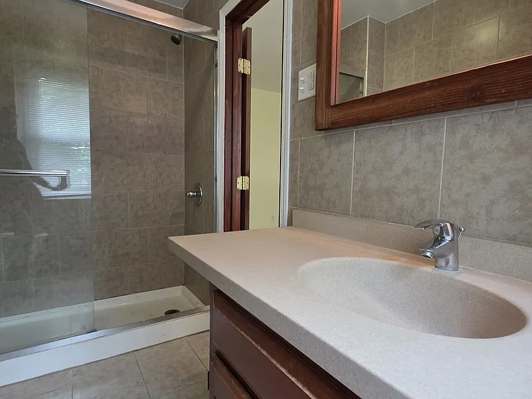 830 S 49th St #5 — Photo 8
