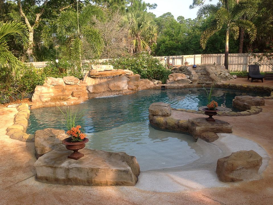 Phenominal Custom Pool