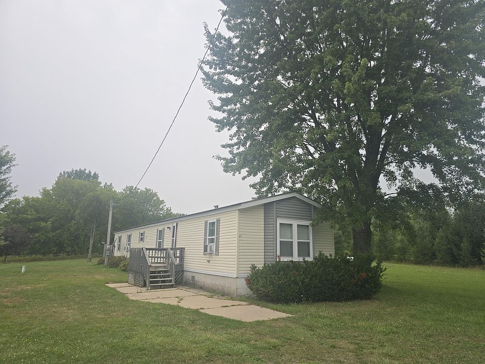 1st image of 375 176th Ave