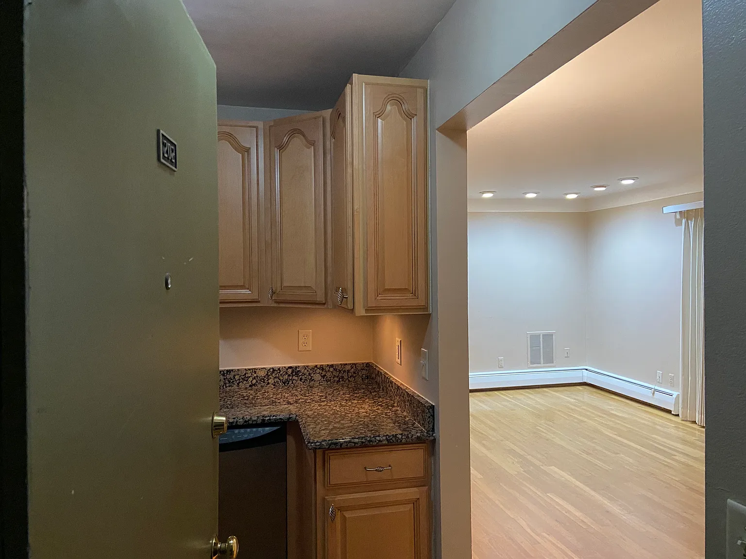 1249 Island Dr — Photo 3