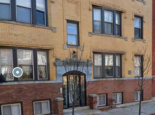 5722 N Ridge Ave #1N, Chicago, IL 60660
