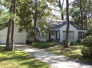 3 Richmond Dr, Savannah, GA 31406