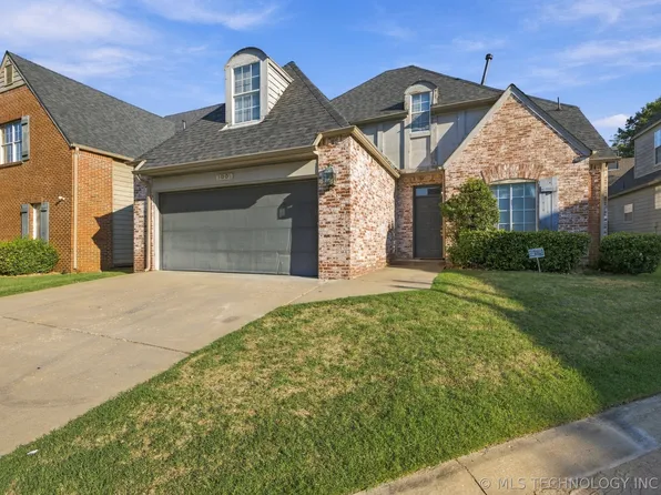 3005 E 90th Pl, Tulsa, OK 74137
