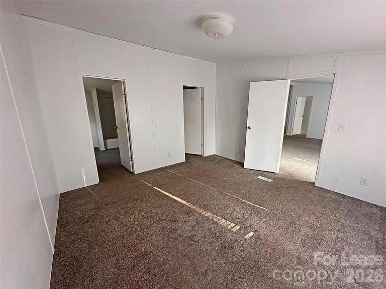 1844 Drew Dr — Photo 4