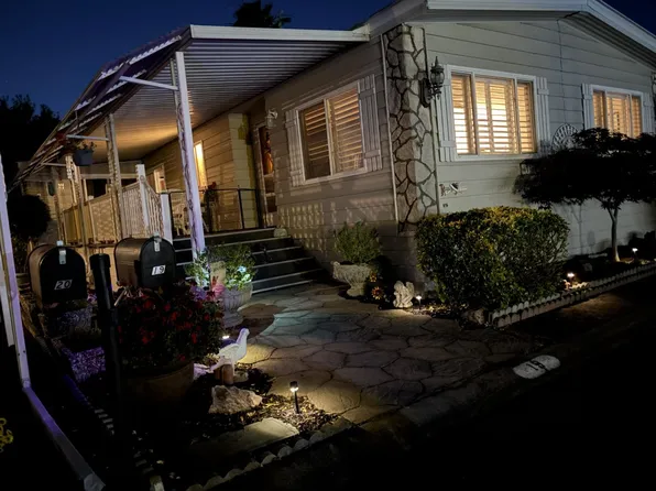8700 W Ln #19, Stockton, CA 95210