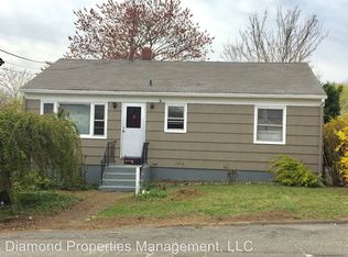 37 Russell St, Ansonia, CT 06401