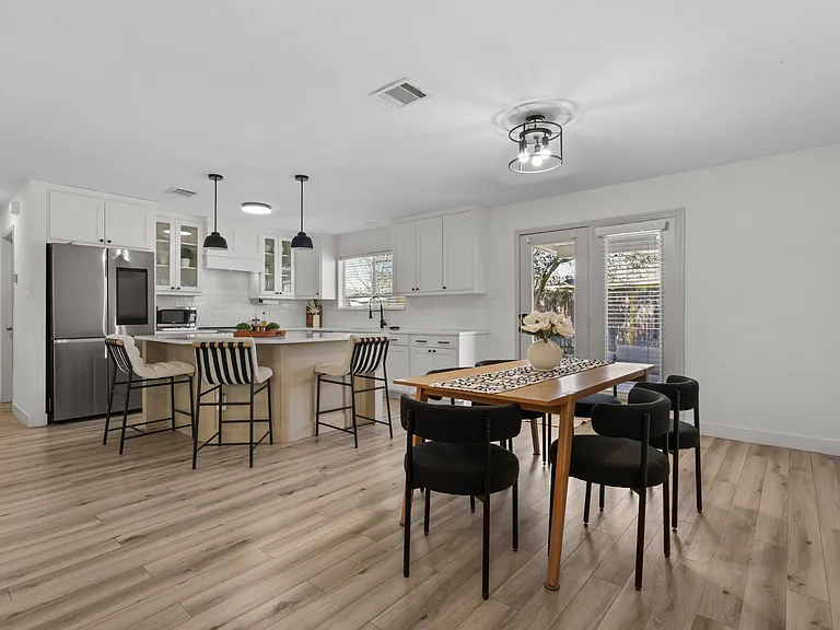 2031 Lake Trail Dr — Photo 12