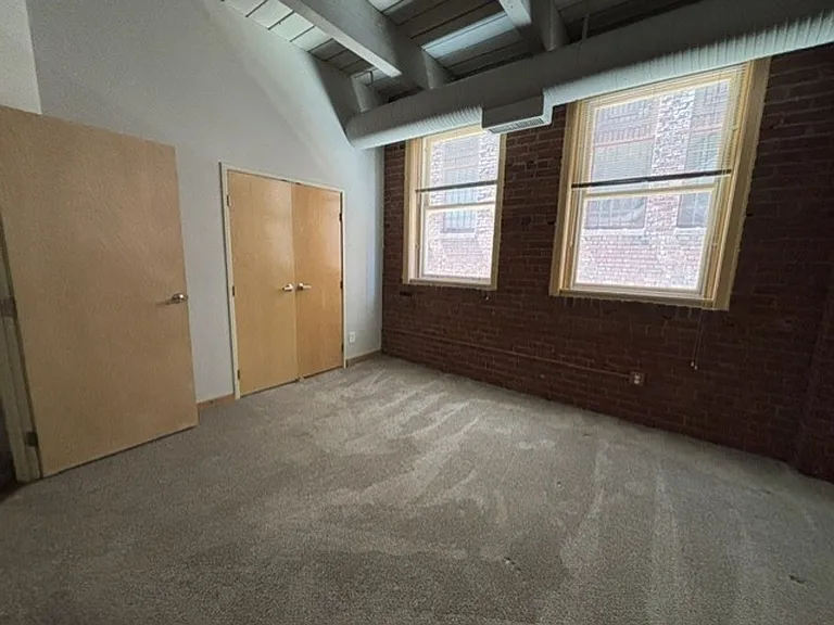 Bridgeview Apartments — Photo 48