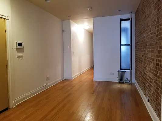 Rented by Domus Realty | media 20