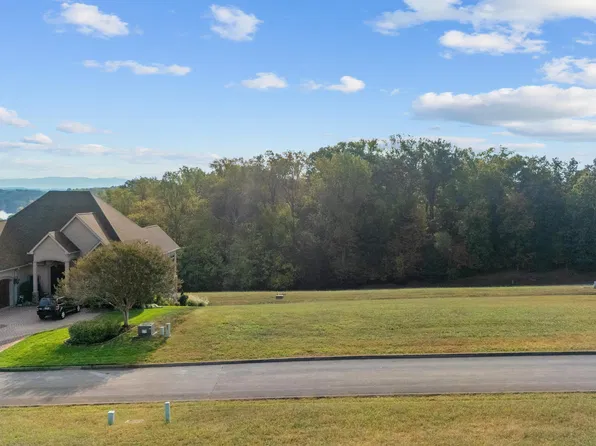 220 Grandville Ct, Vonore, TN 37885