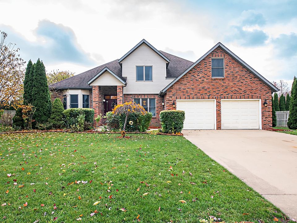 1st image of 2408 Lara Ln