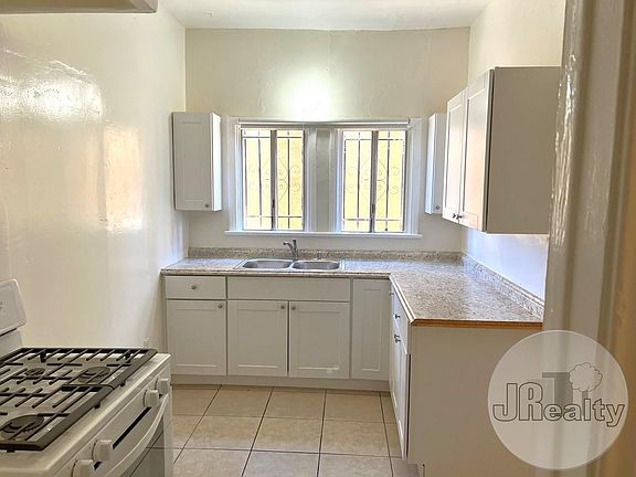3rd image of 7919 S Normandie Ave #1