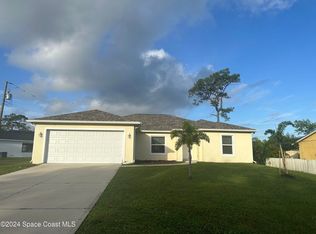 951 Cotorro Rd SE, Palm Bay, FL 32909
