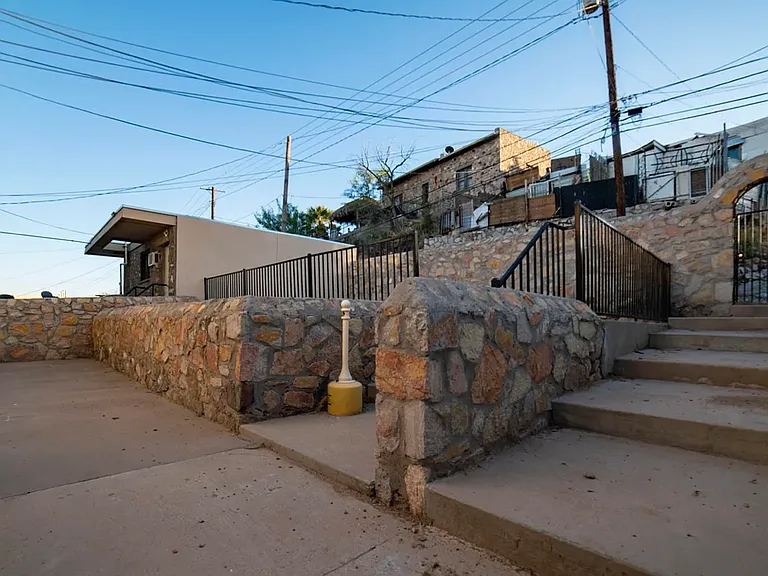 1119 N El Paso St #2 — Photo 2