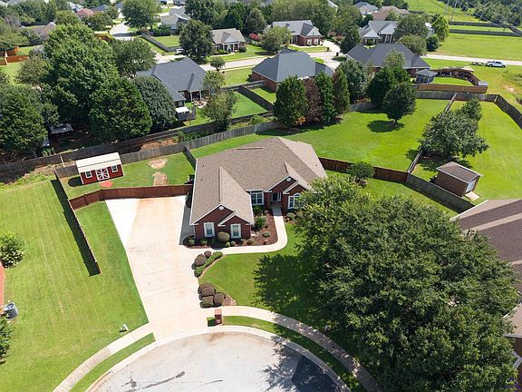 2nd image of 108 Jewel Ct