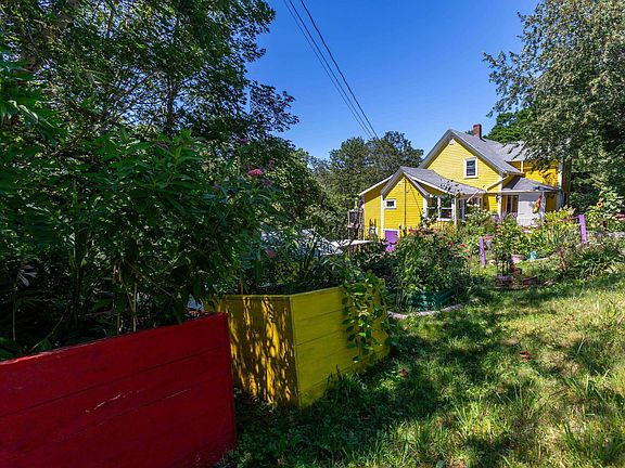 5th image of 329 Chute Rd