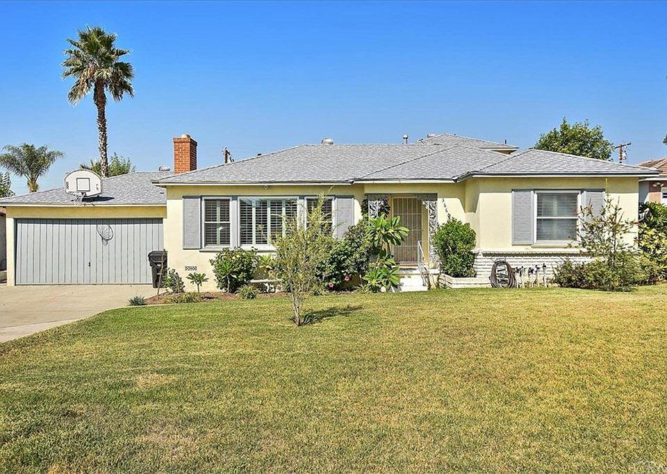 1st image of 3660 Camellia Dr
