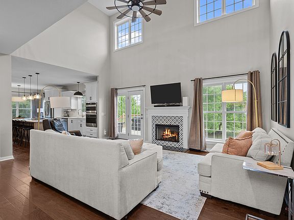 4th image of 104 Havenwood Ct
