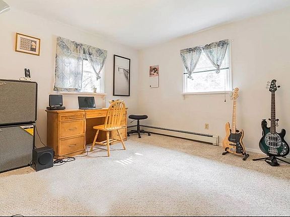 5th image of 483 Revilo Ave