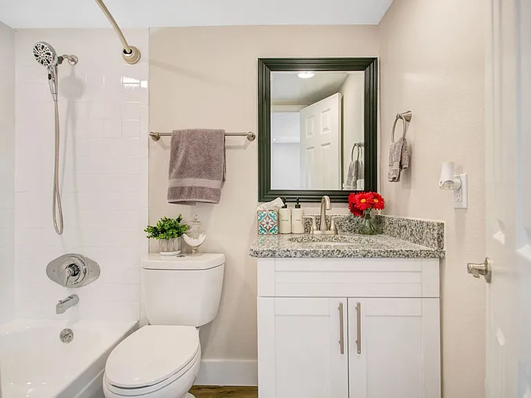 1225 Moselle Ave — Photo 21