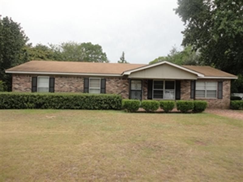 1st image of 118 Cypress Ln