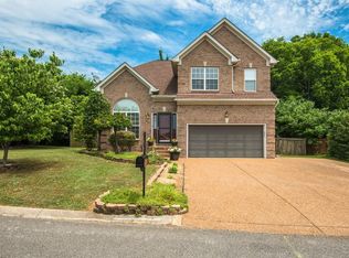 172 Walton Trce S, Hendersonville, TN 37075