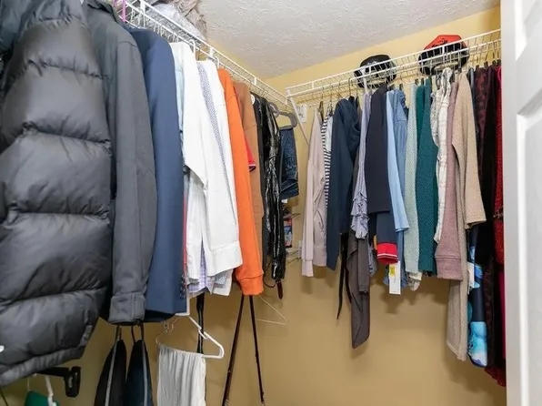 2023 Austin Park Cir, Decatur, GA 30032