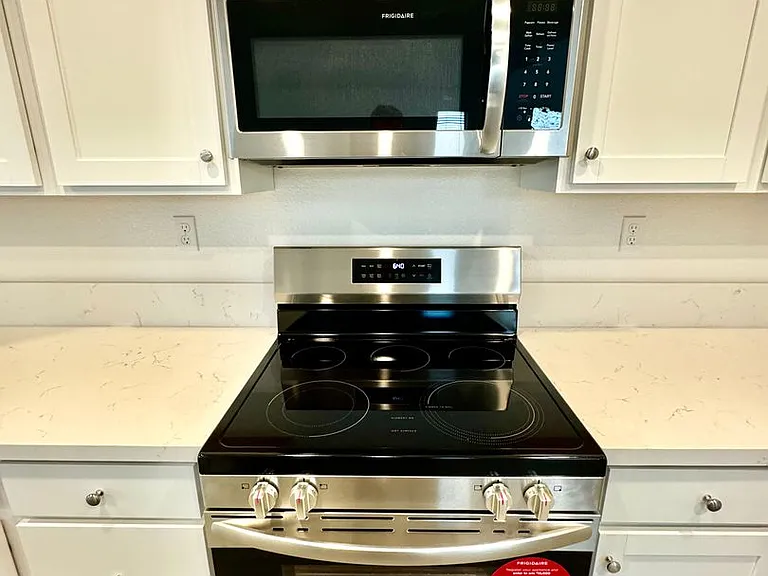 243 Dock Cir — Photo 8