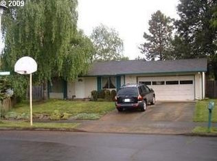9202 NE 27th St, Vancouver, WA 98662