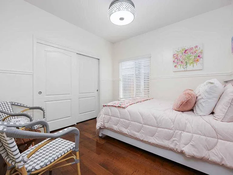606 Windsor Park Dr — Photo 15