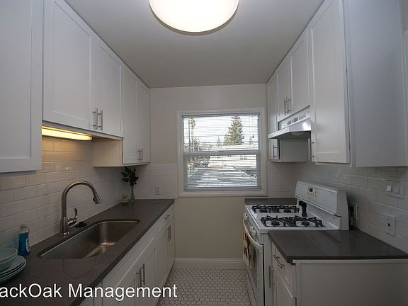 2nd image of 3301 Pacific Ave APT 18