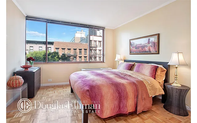 Rented by Douglas Elliman | media 16