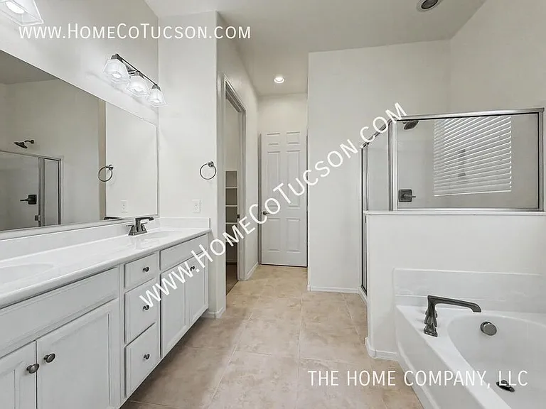 38628 S Running Roses Ln — Photo 16
