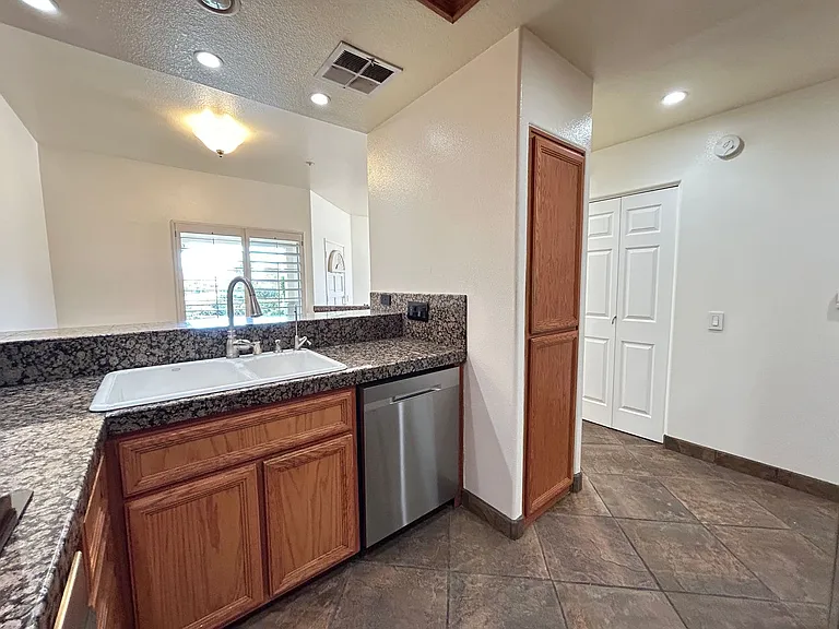 2960 Champion Way #1001 — Photo 14