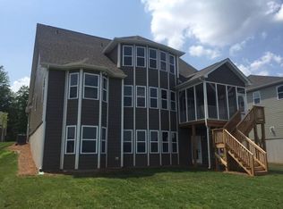 5327 Casper Dr, Charlotte, NC 28214
