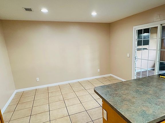 3rd image of 117 Kimberly Dr