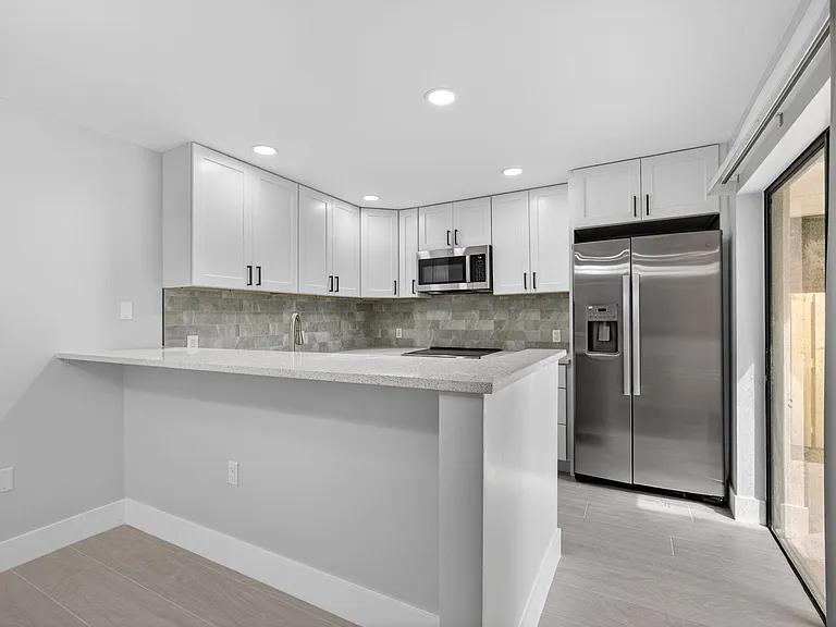 183 Charter Way — Photo 10