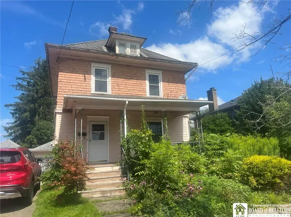 810 W Henley St, Olean, NY 14760