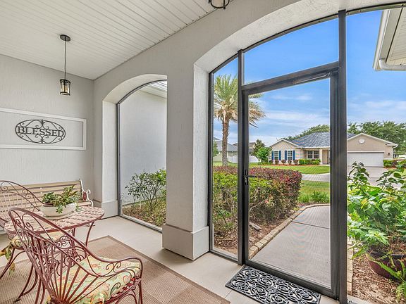 5th image of 216 Deerfield Glen Dr