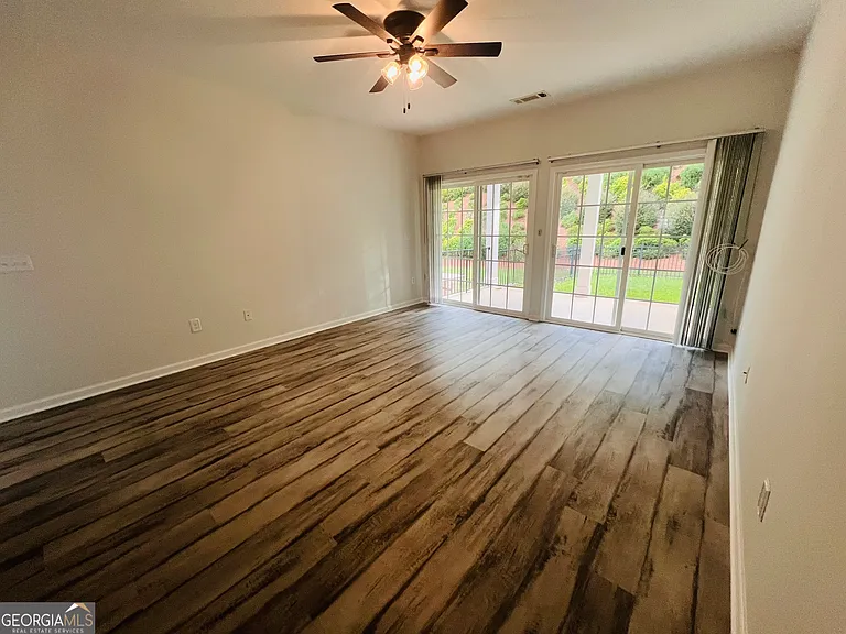 164 Begonia Ct — Photo 8