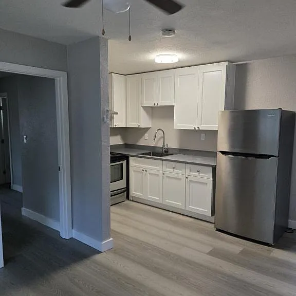 1036 N Sutter St — Photo 1
