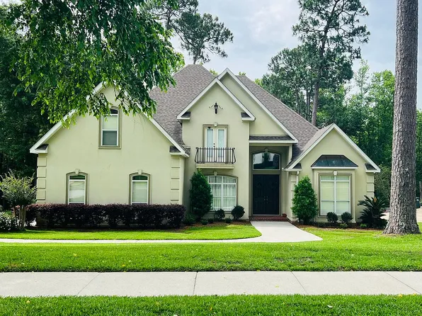 30427 Middle Creek Cir, Daphne, AL 36527