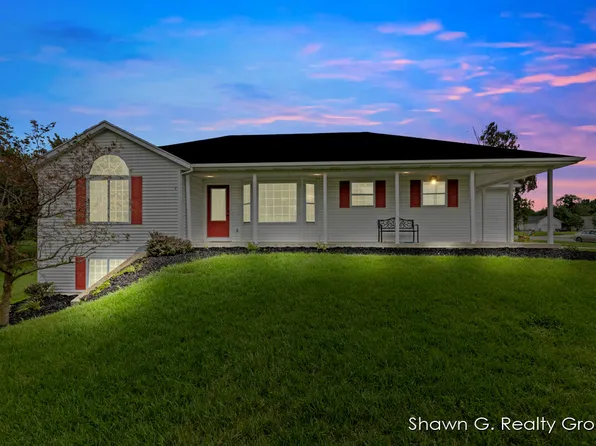 1839 Quail Ridge Dr, Dorr, MI 49323