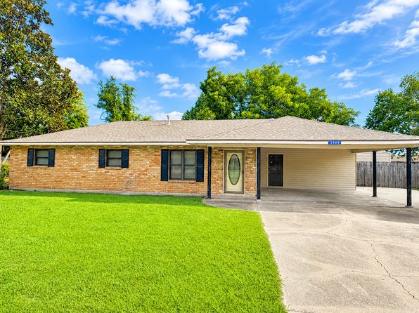 1909 Live Oak Dr