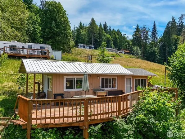 200 E Cove Drive, Belfair, WA 98528