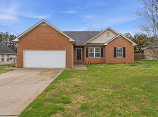 2045 Barretts Ridge Dr, Murfreesboro, TN 37130