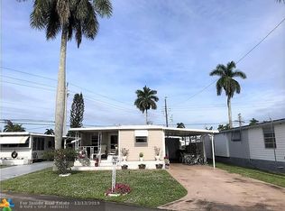 8581 SW 19th St, Davie, FL 33324