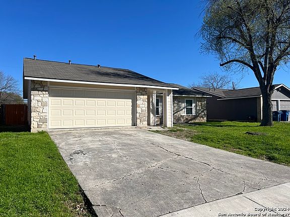 5335 Binz Engleman, Kirby, TX 78219 | MLS #1756132 | Zillow