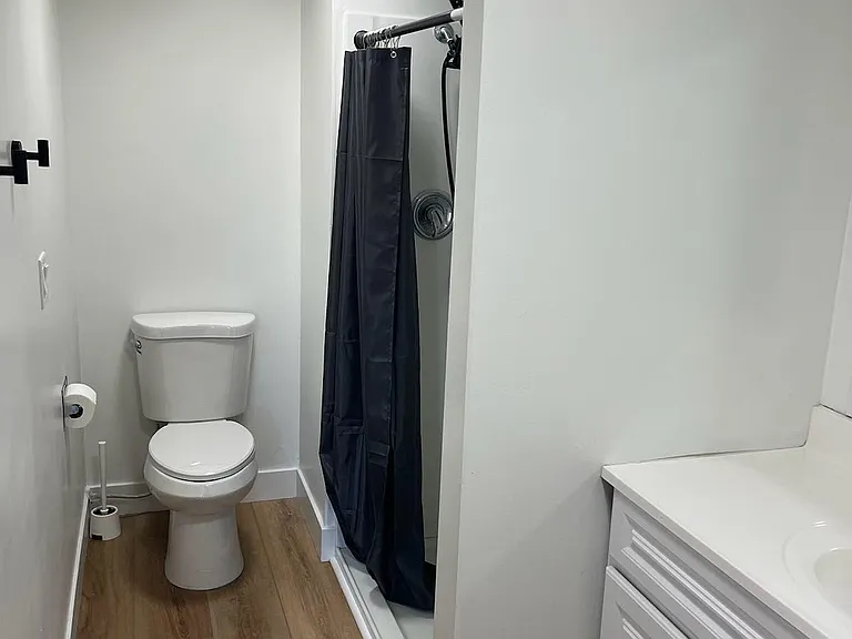 5720 S Oakwood Dr E — Photo 10