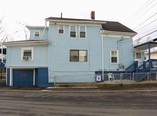 18 Hancock St, Lawrence, MA 01841